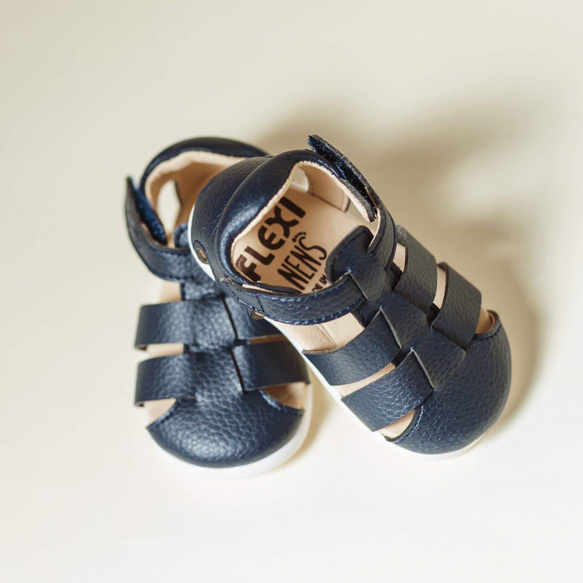 Zapatos abiertos para bebés Nens