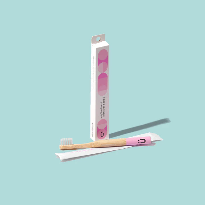 cepillo de dientes rosa de bambú para niños