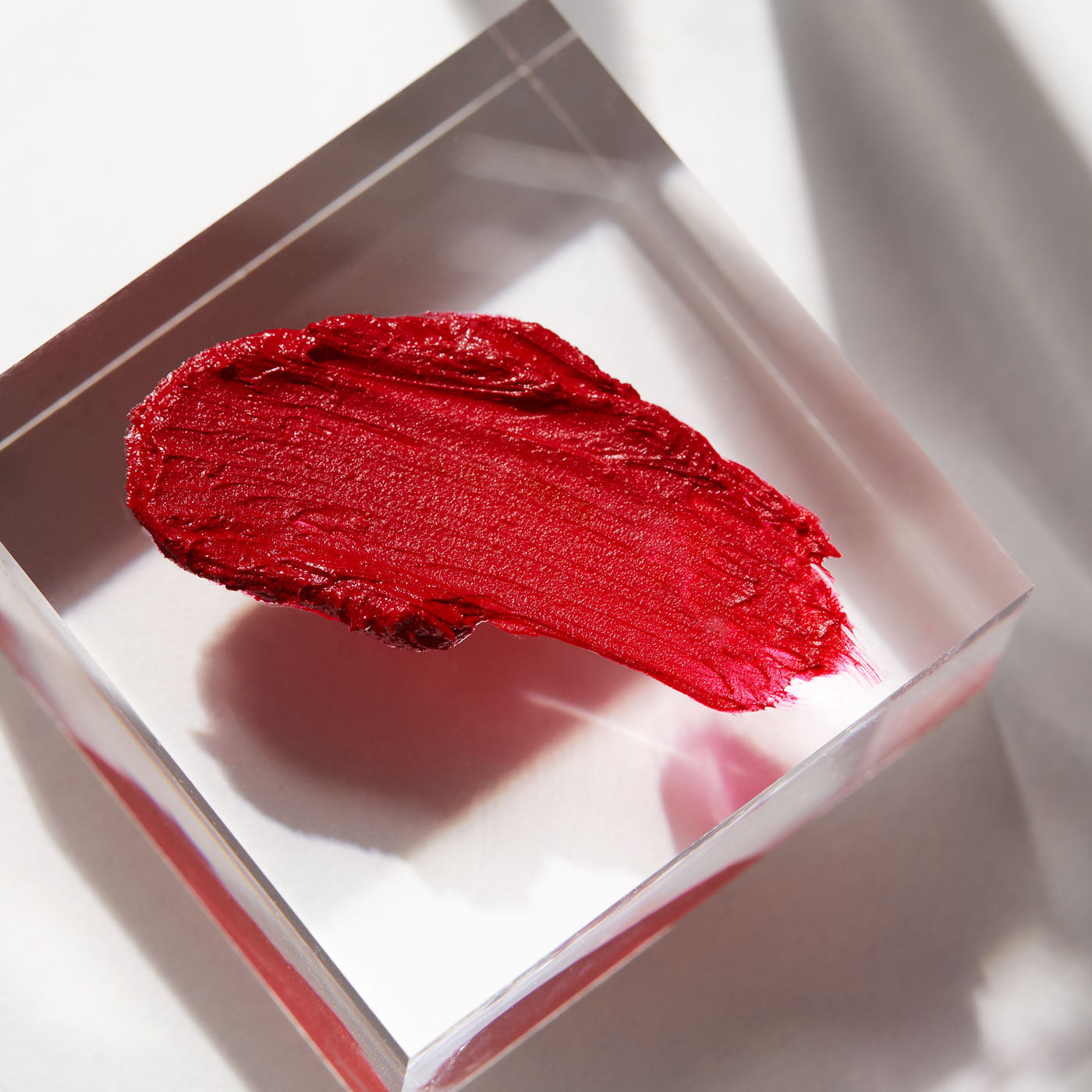 Pintalabios Velvet con ácido hialurónico, Saigu Cosmetics