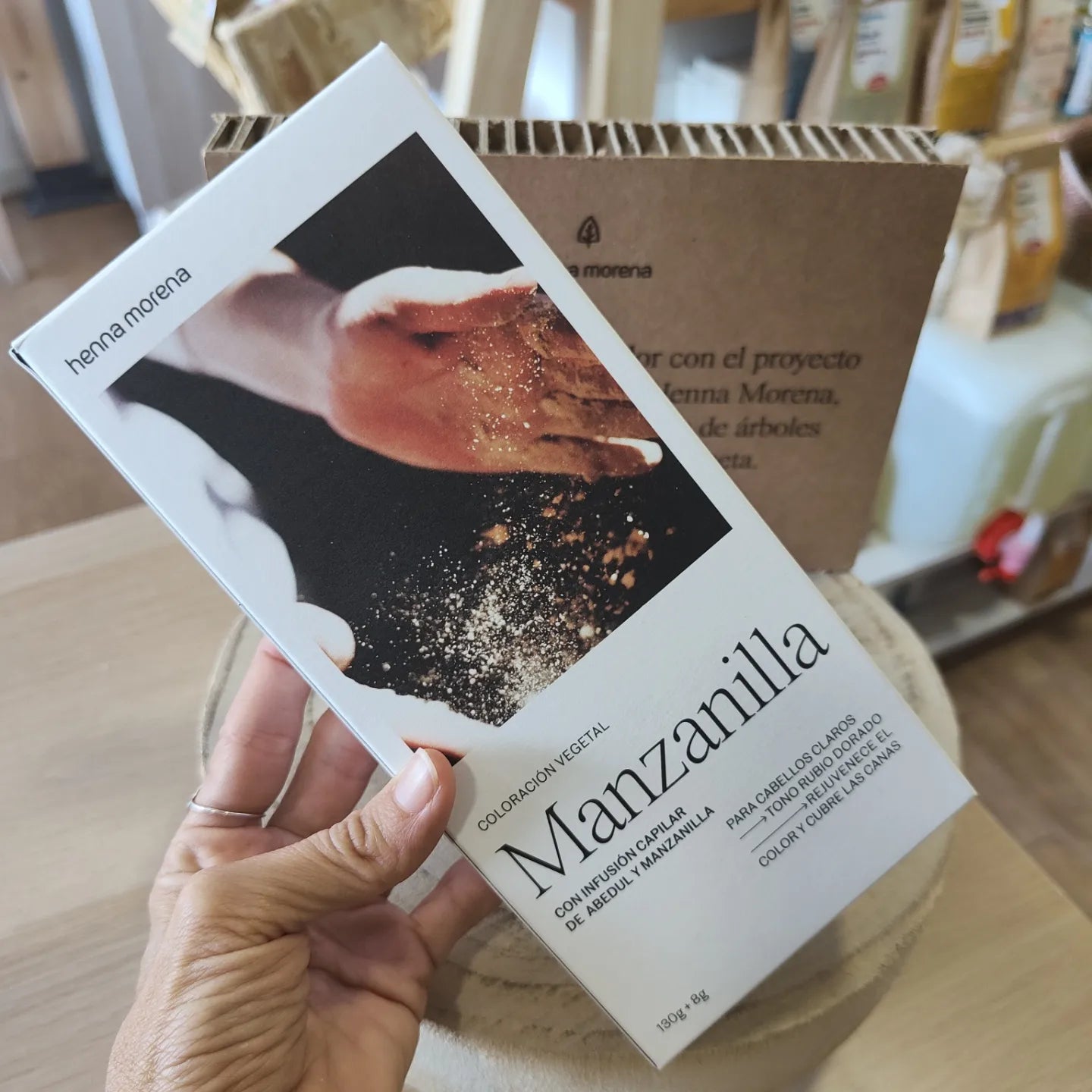 Manzanilla, Henna Morena