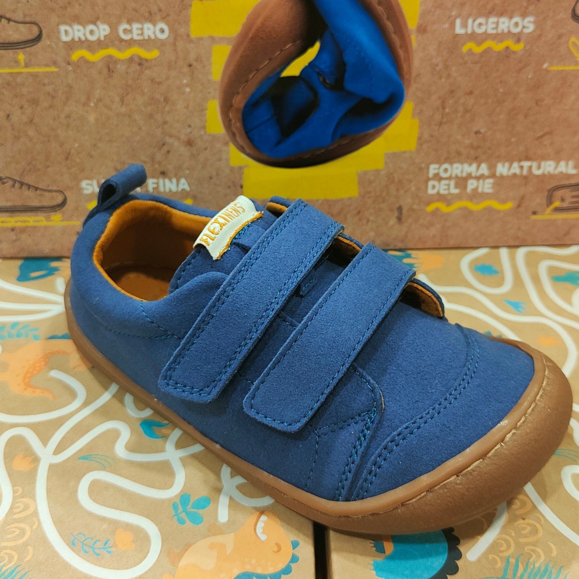 zapatillas azules nens velcro